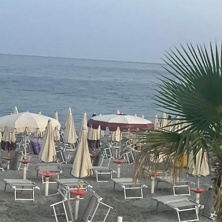 Fiordaliso Apartment Caulonia Marina Luaran gambar